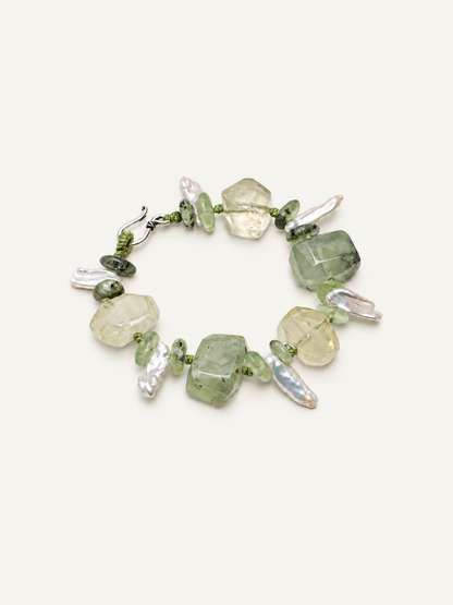 Verdant Ripples Jade Bead Bracelet
