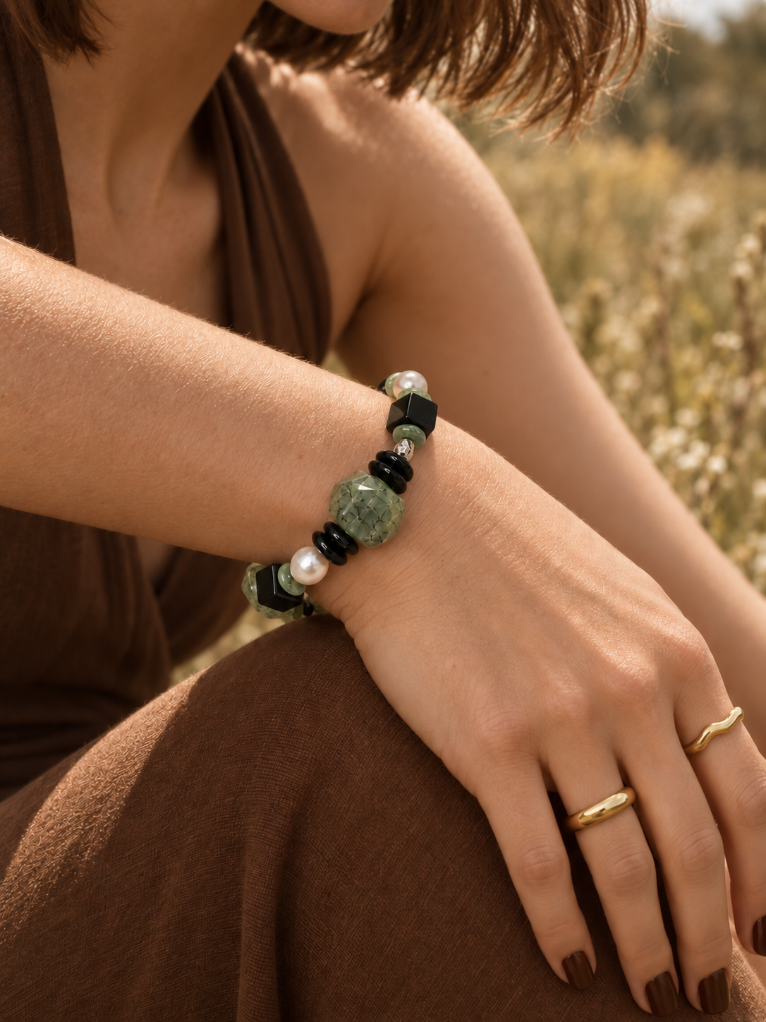 Verdant Edge Beaded Bracelet