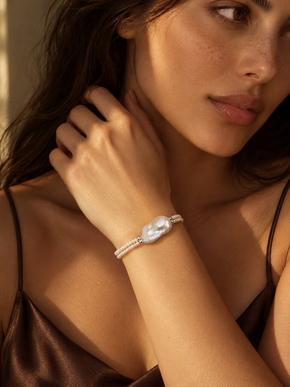 Petite Moon Pearl Bracelet