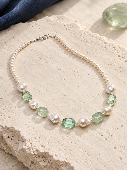 Willow Pearl Necklace