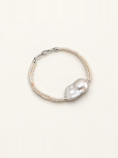 Petite Moon Pearl Bracelet