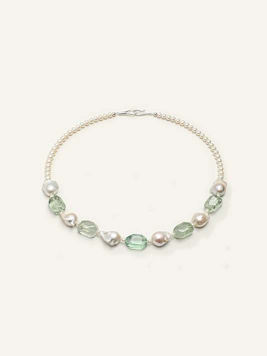 Willow Pearl Necklace
